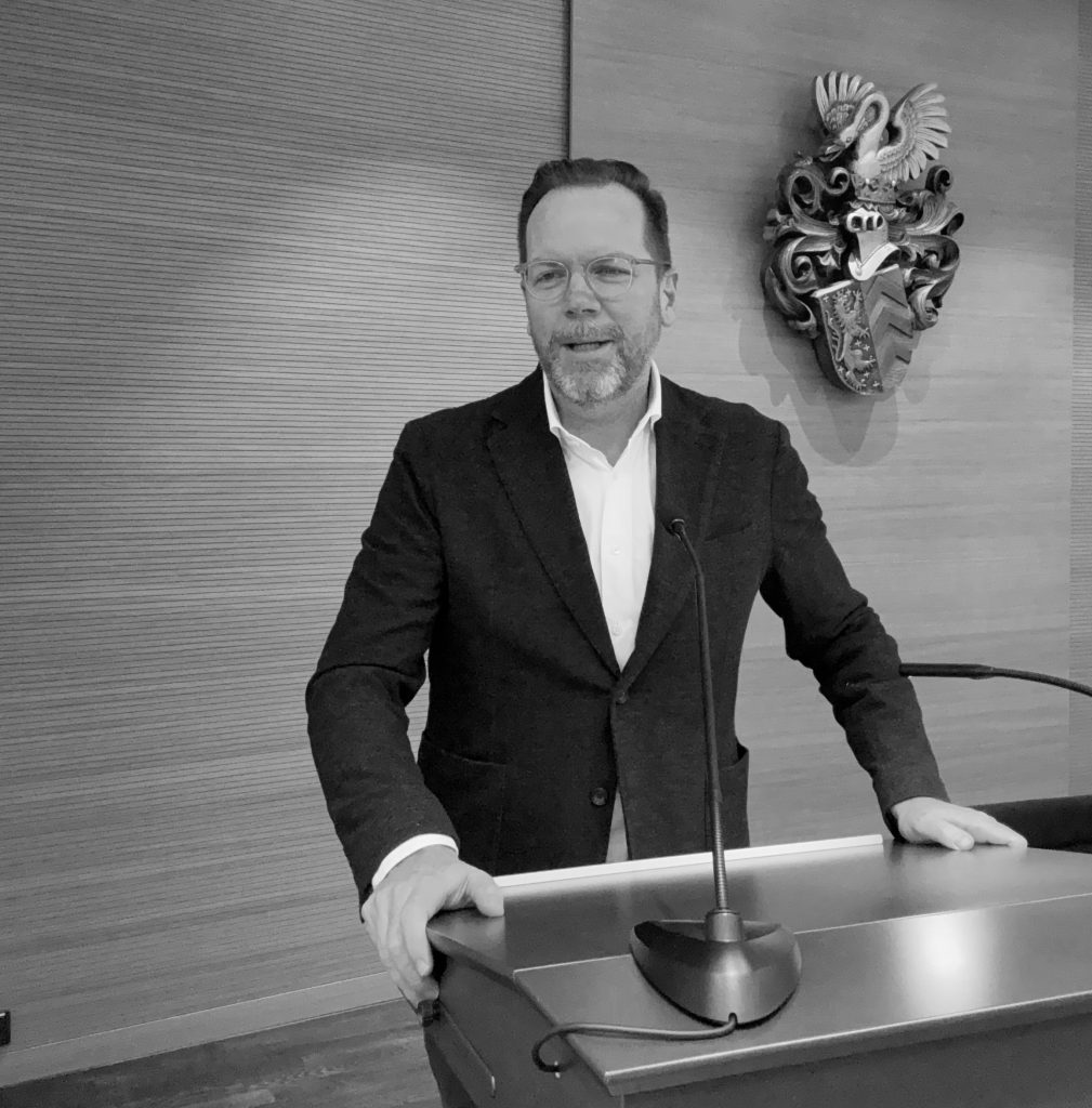 Starke Wirtschaft bleibt Schlüssel für stabile Haushalte 7097b8c1 2469 4662 a8b8 8f5b992b8d89 1 201 a